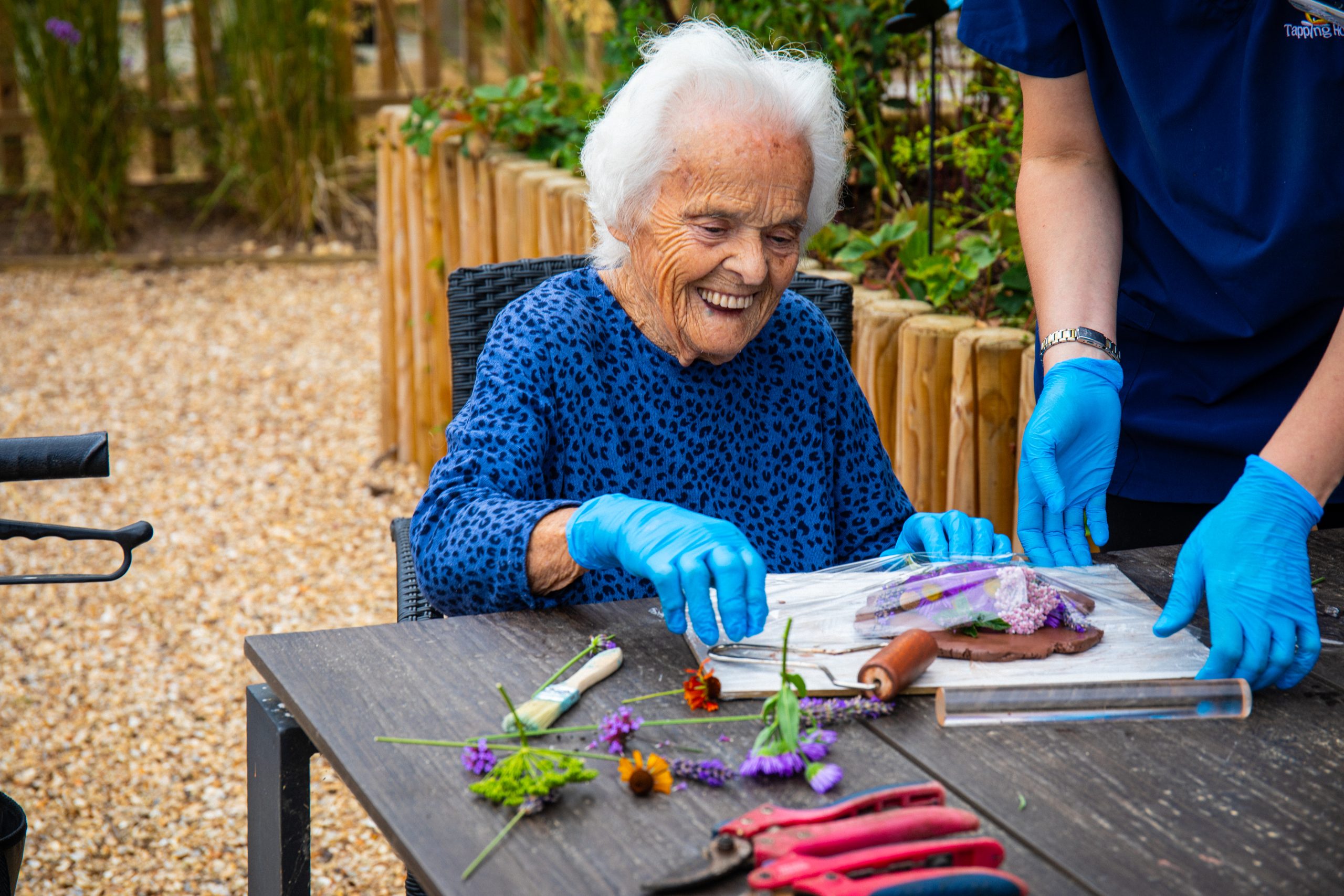 Flower making in the Tapping House Norfolk Hospice Charity Tulip Centre